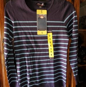 NWT Kirkland's Ladies Crewneck Sweater